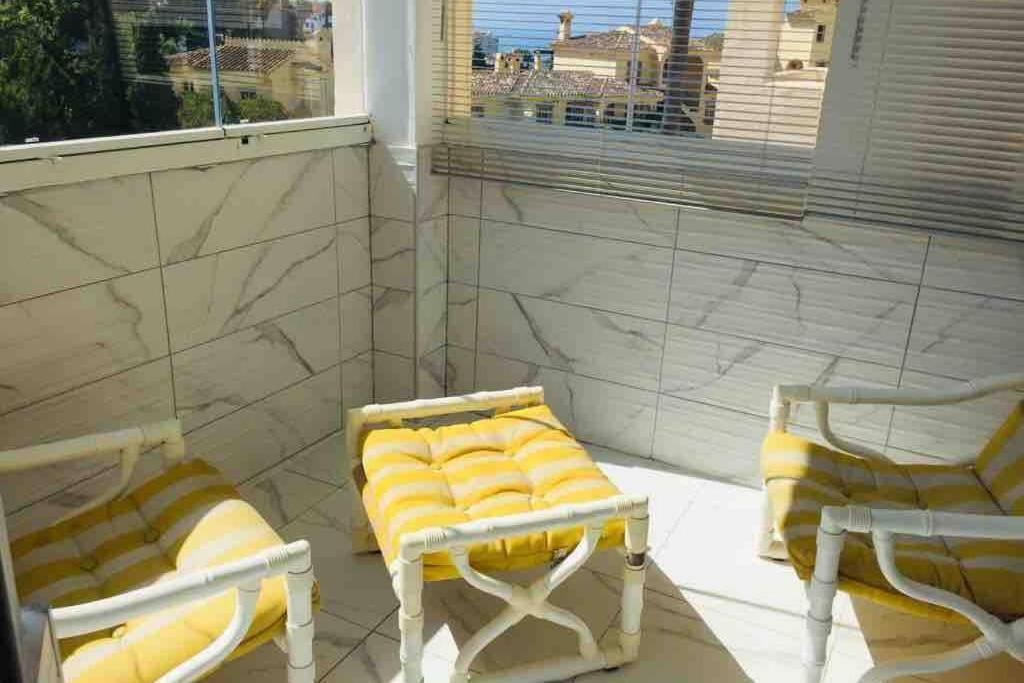 Апартаменты Mi Casa Es La Tuya Михас Экстерьер фото